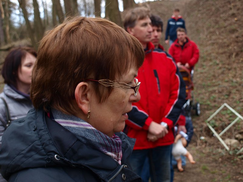 Paní Budařová u Lhotské studánky